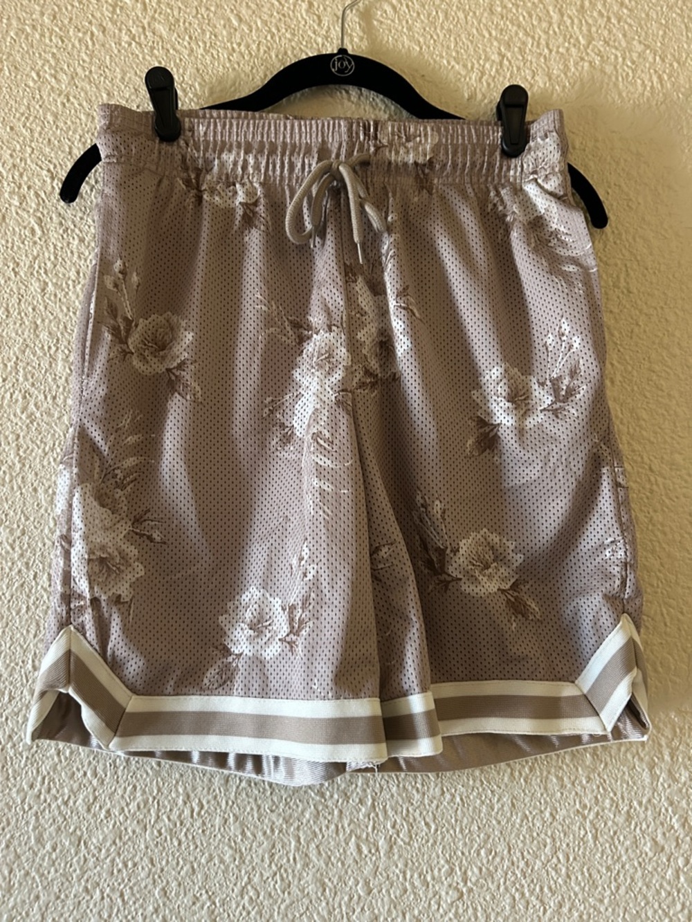 Brooklyn Cloth Floral Mesh Athletic Shorts in Taupe and White